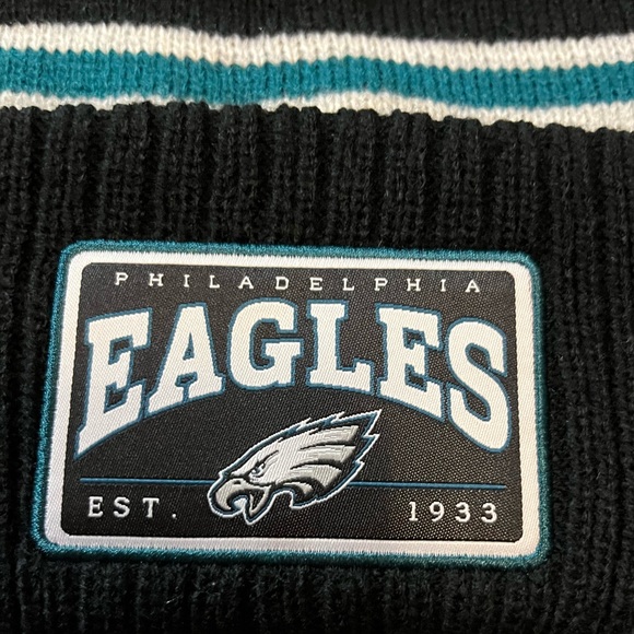 ๐ Philadelphia Eagles Patch Knit Beanie Hat - Picture 3 of 6